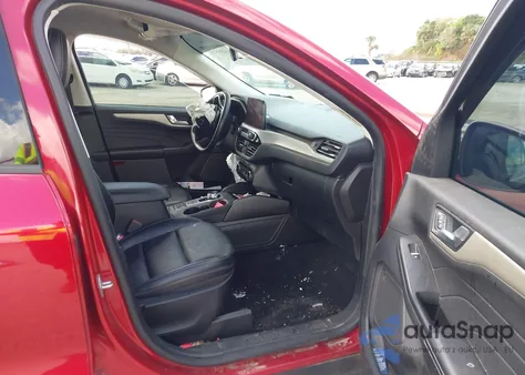 2021 Ford Escape Sel z USA, uszkodzony, nr VIN 1FMCU0H66MUB08286